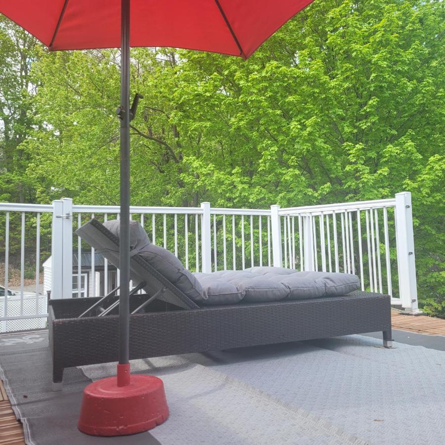 Om Villegiature Saint-Laurent-de-l'ile d'Orleans エクステリア 写真